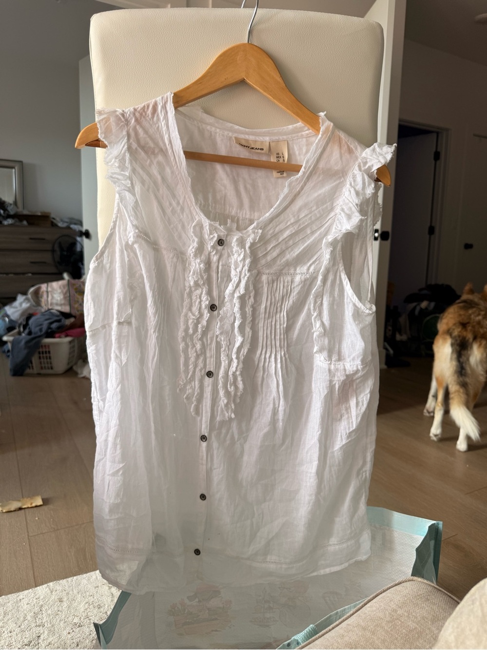 DKNY White Ruffled Button Front Sleeveless Camisole